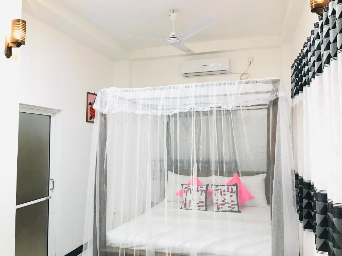 Jilan Homestay 本托塔 外观 照片