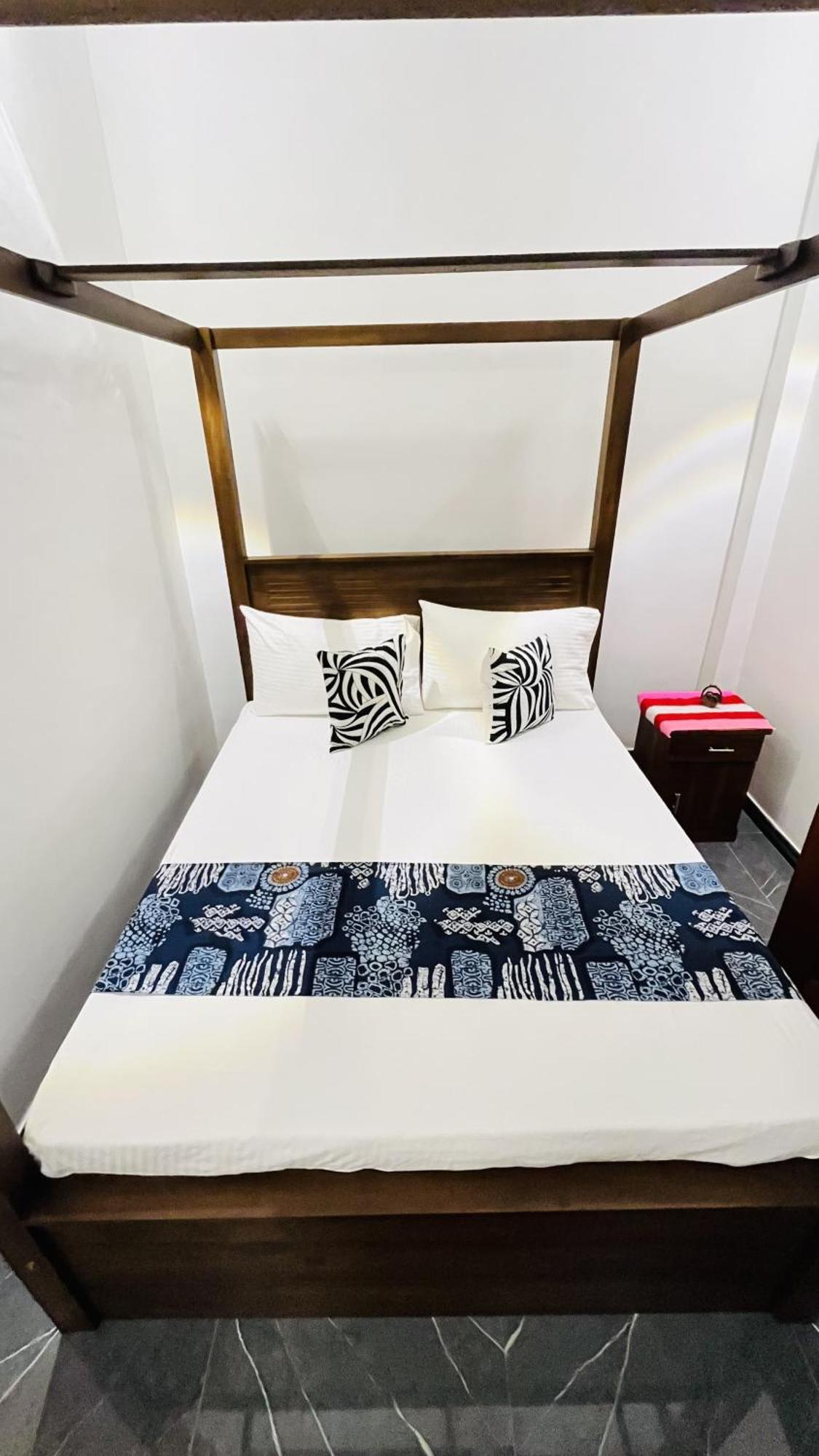 Jilan Homestay 本托塔 外观 照片