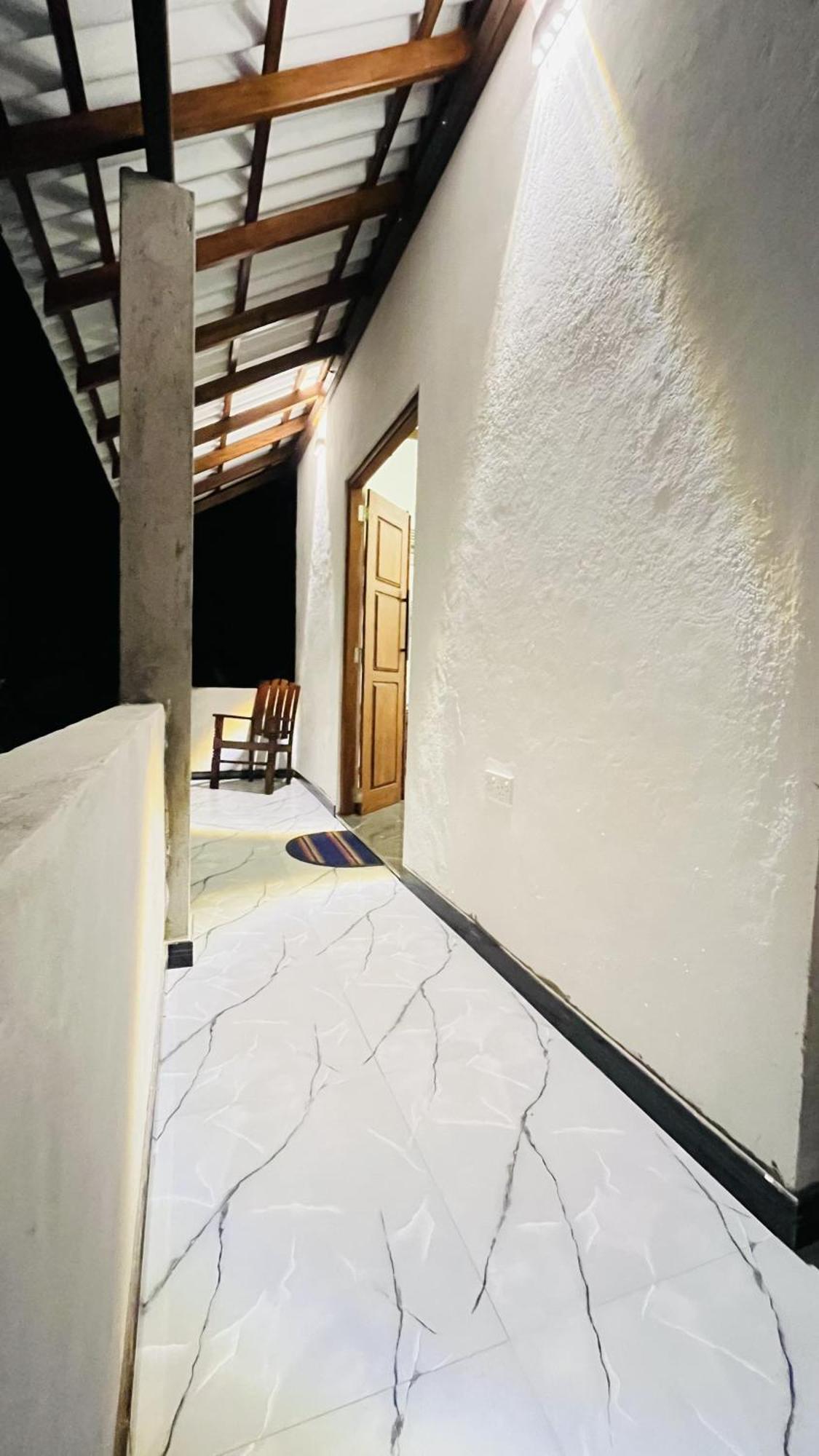 Jilan Homestay 本托塔 外观 照片